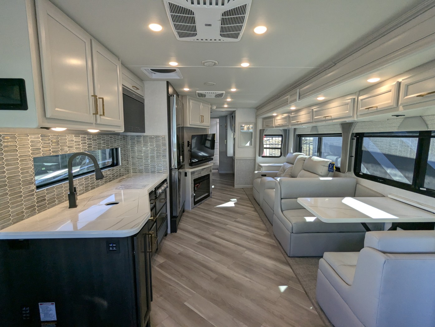 2026 Fleetwood Bounder 35K - Image 13