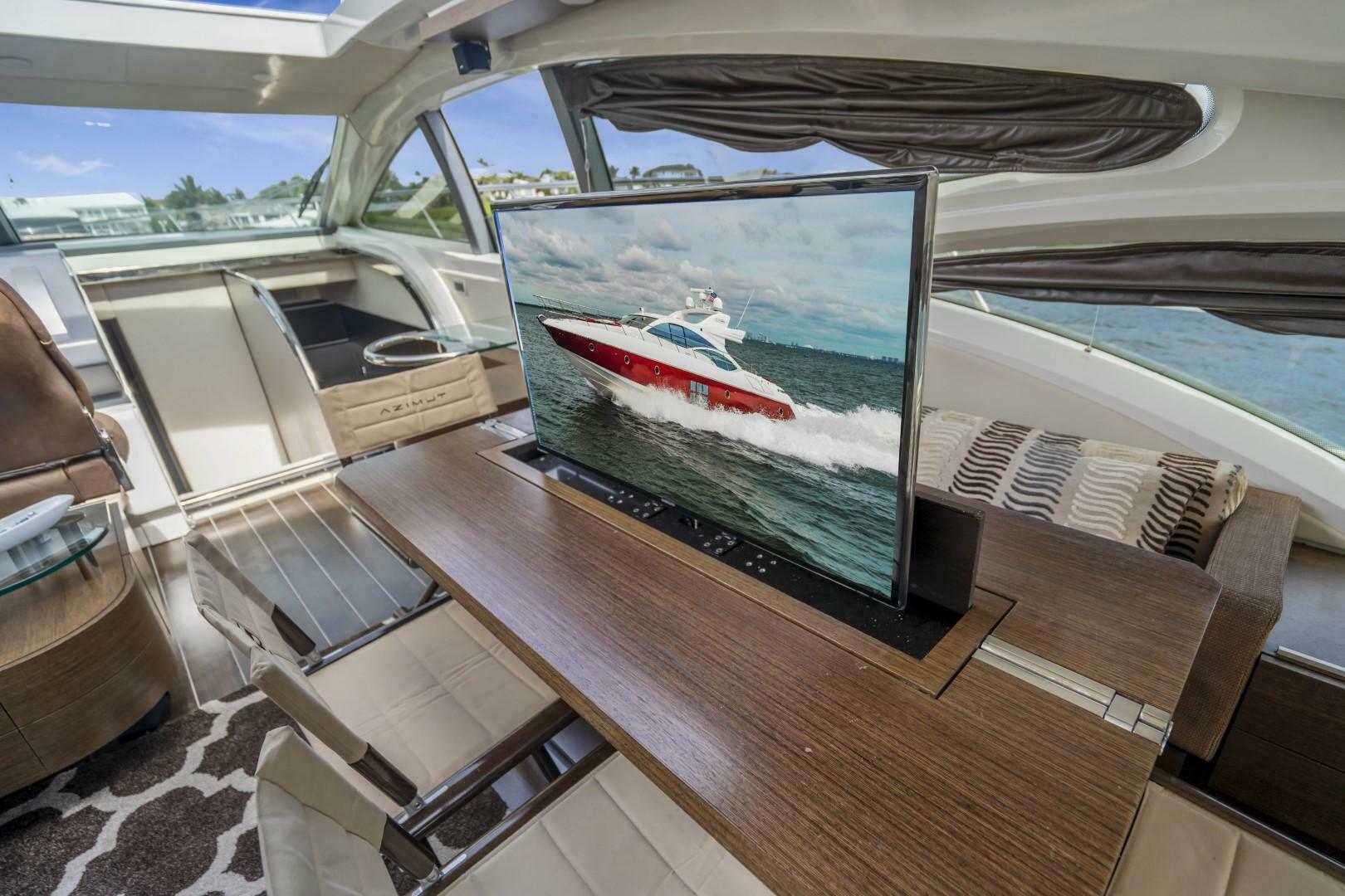 2007 Azimut 68S - Image 20