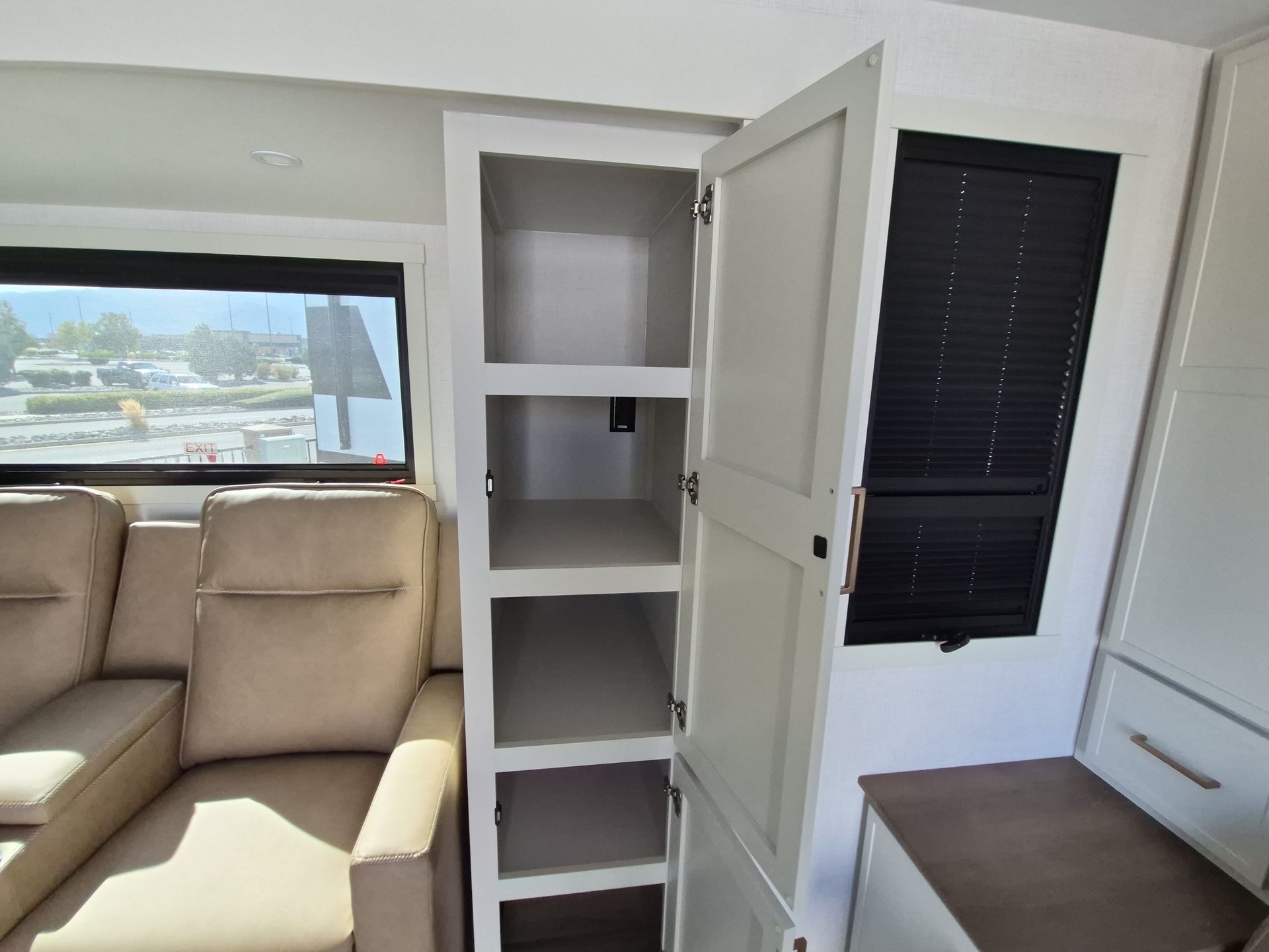 2027 Brinkley RV Model Ix 20x - Image 21