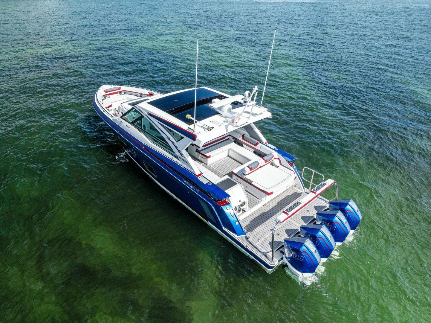 2023 Formula 430 Super Sport Crossover - Image 13
