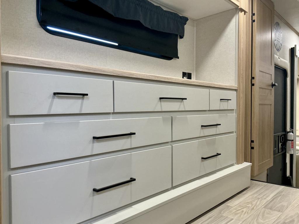 2026 FOREST RIVER 3800RK - Image 25