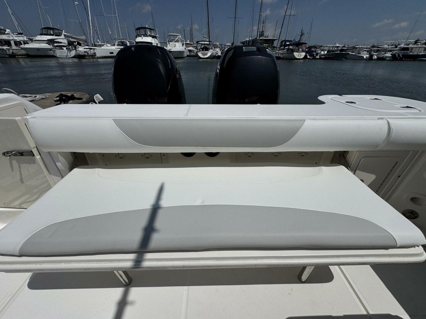 2011 Boston Whaler 305 Conquest - Image 16