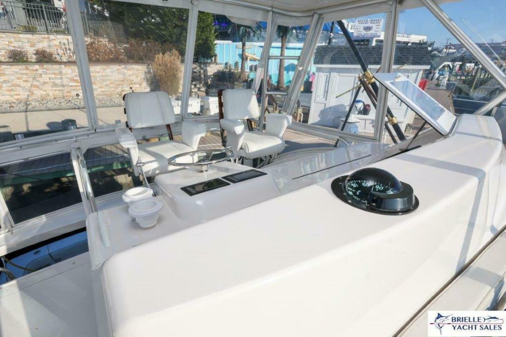 2005 Viking 45 Convertible - Image 4