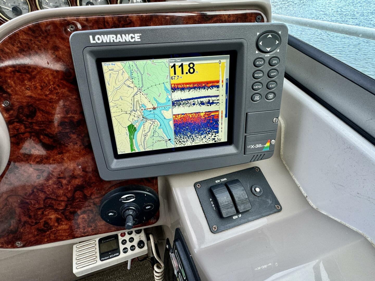 2004 Four Winns Vista 288 - Image 29