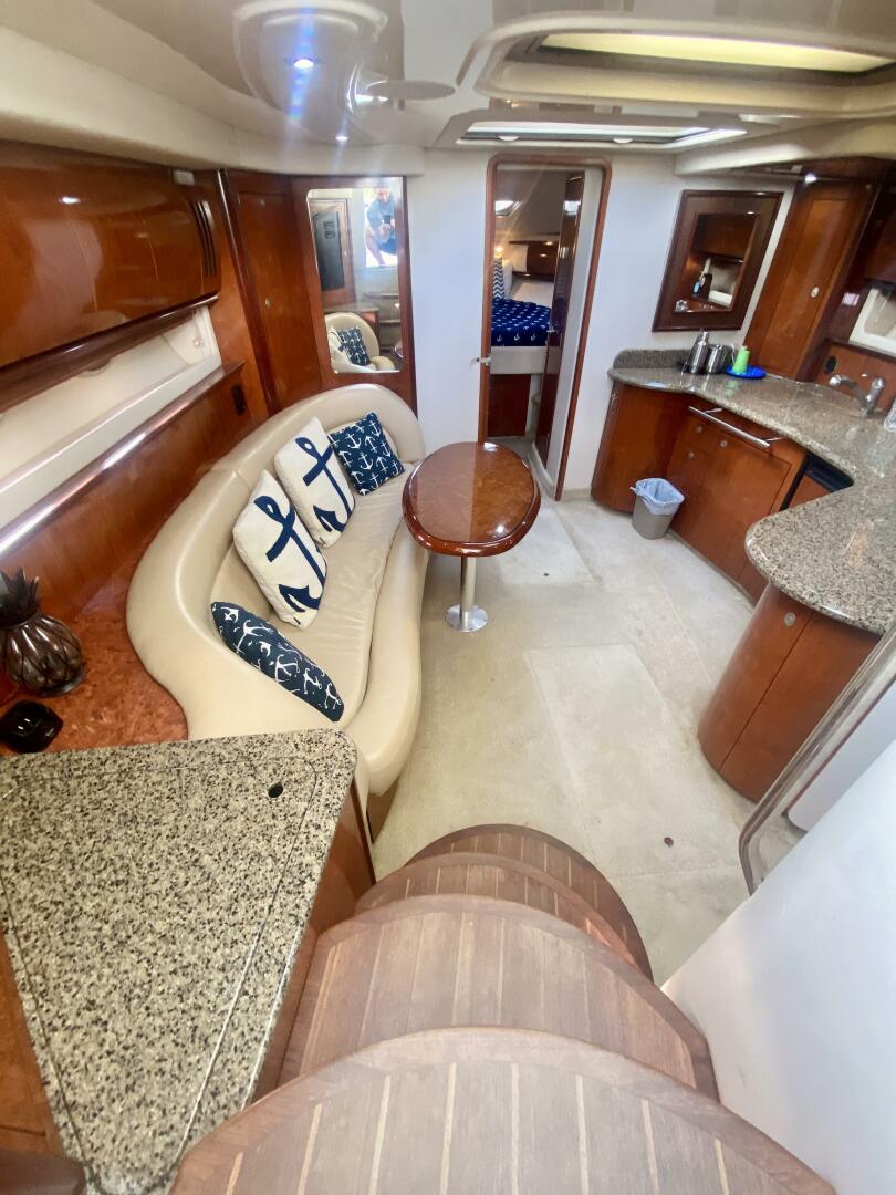 2005 Sea Ray 420 Sundancer - Image 36