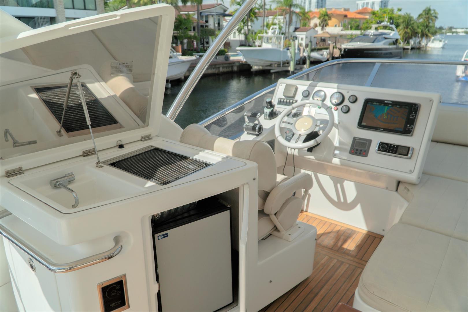 2013 Azimut FLY54 - Image 10