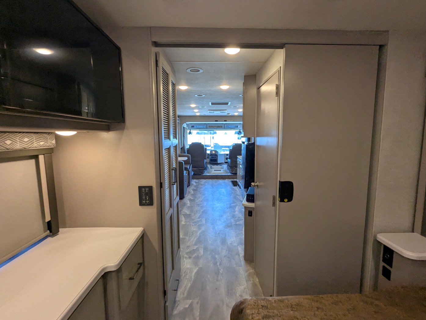 2022 Thor Motor Coach Windsport 35M - Image 36