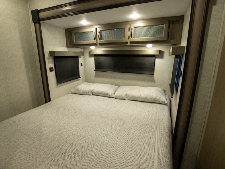 2023 Coachmen Chaparral X Edition 355FBX - Image 16