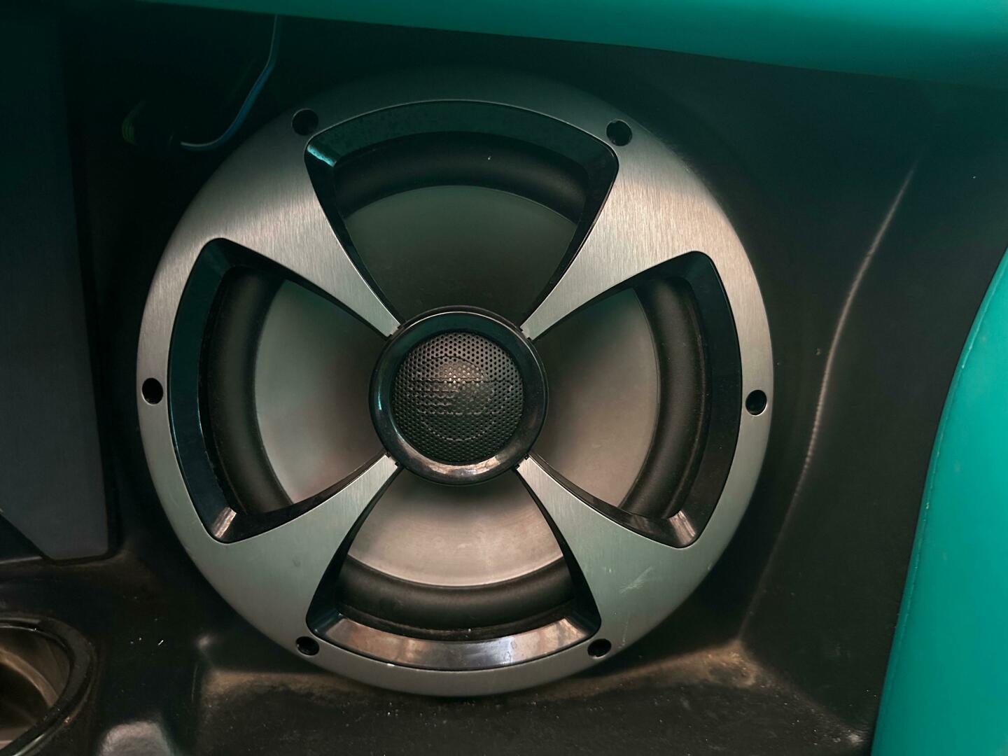 2020 Malibu 32 MXZ - Image 30