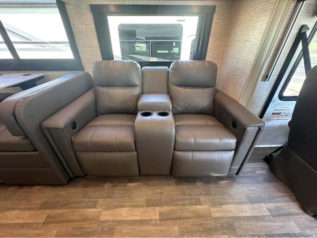 2024 ENTEGRA COACH VISION XL 36A - Image 25