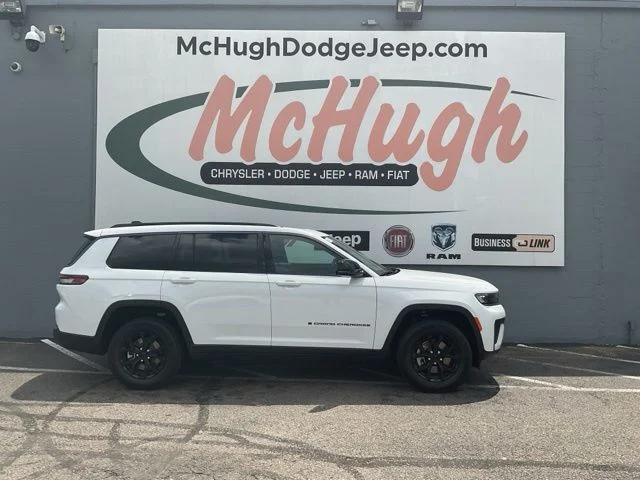 2026 Jeep Grand-Cherokee-L Laredo Altitude 4x4 - Image 6