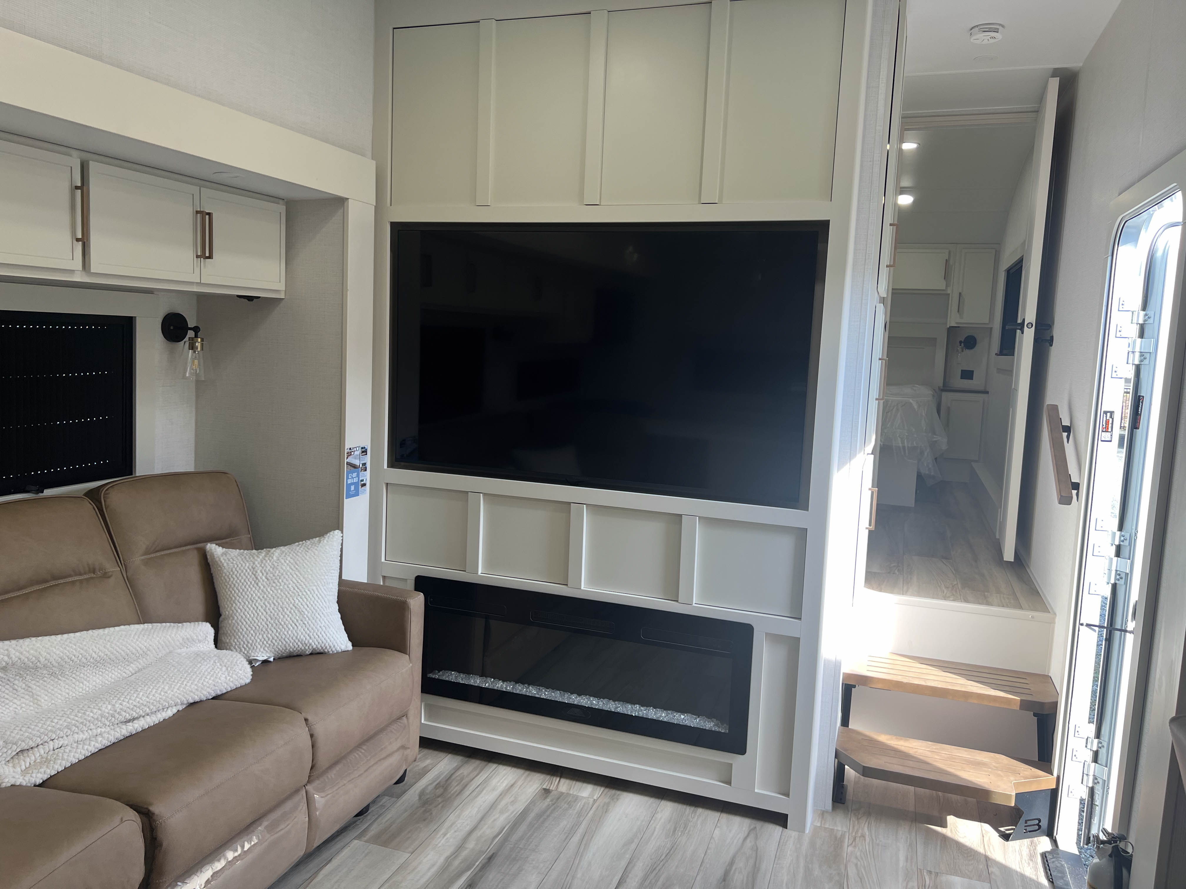 2027 Brinkley RV Model Z 2700 - Image 8