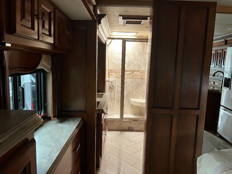2014 Tiffin Allegro Bus 37 AP - Image 15