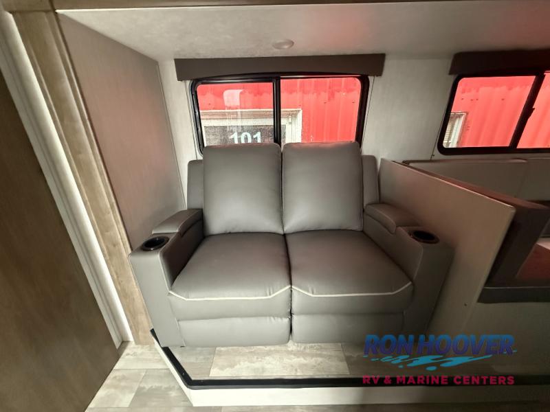 2025 COACHMEN VIKING 25RB - Image 7