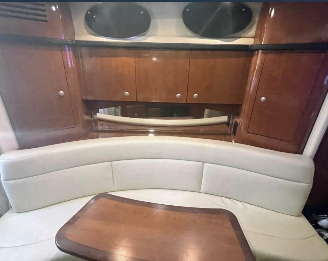 2007 Sea Ray 320 Sundancer - Image 14