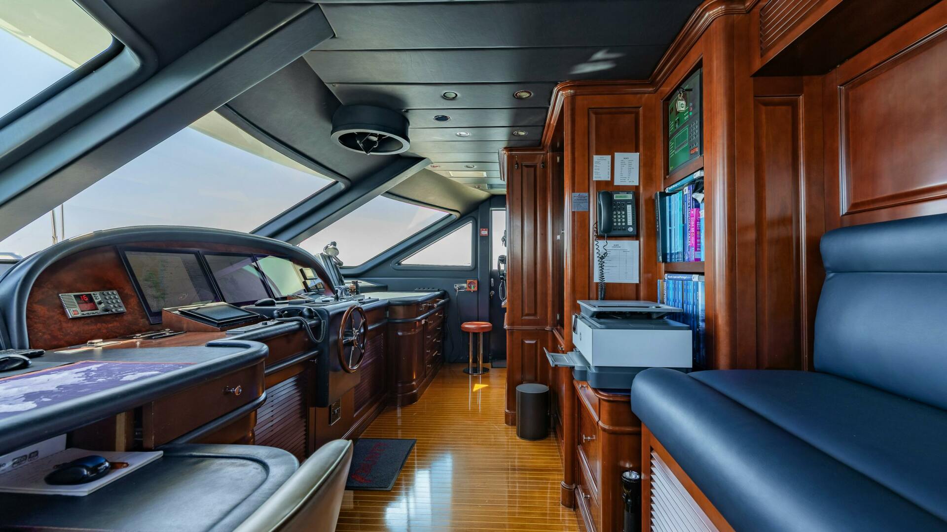 2009 Benetti Benetti Classic 120 - Image 61