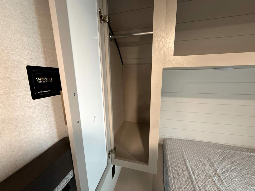 2027 JAYCO JAY FLIGHT 330TBS - Image 24