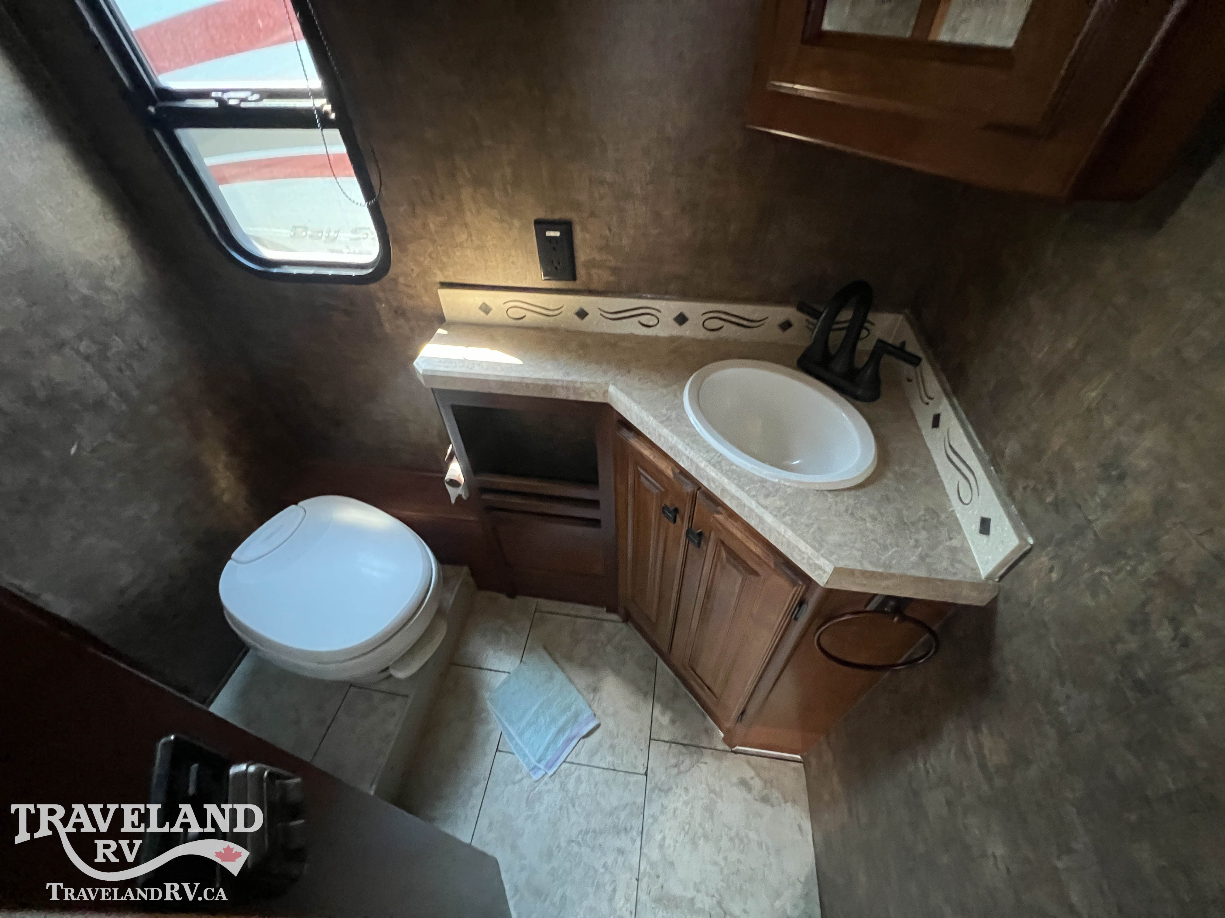 2012 Tiffin Allegro 36 LA - Image 46