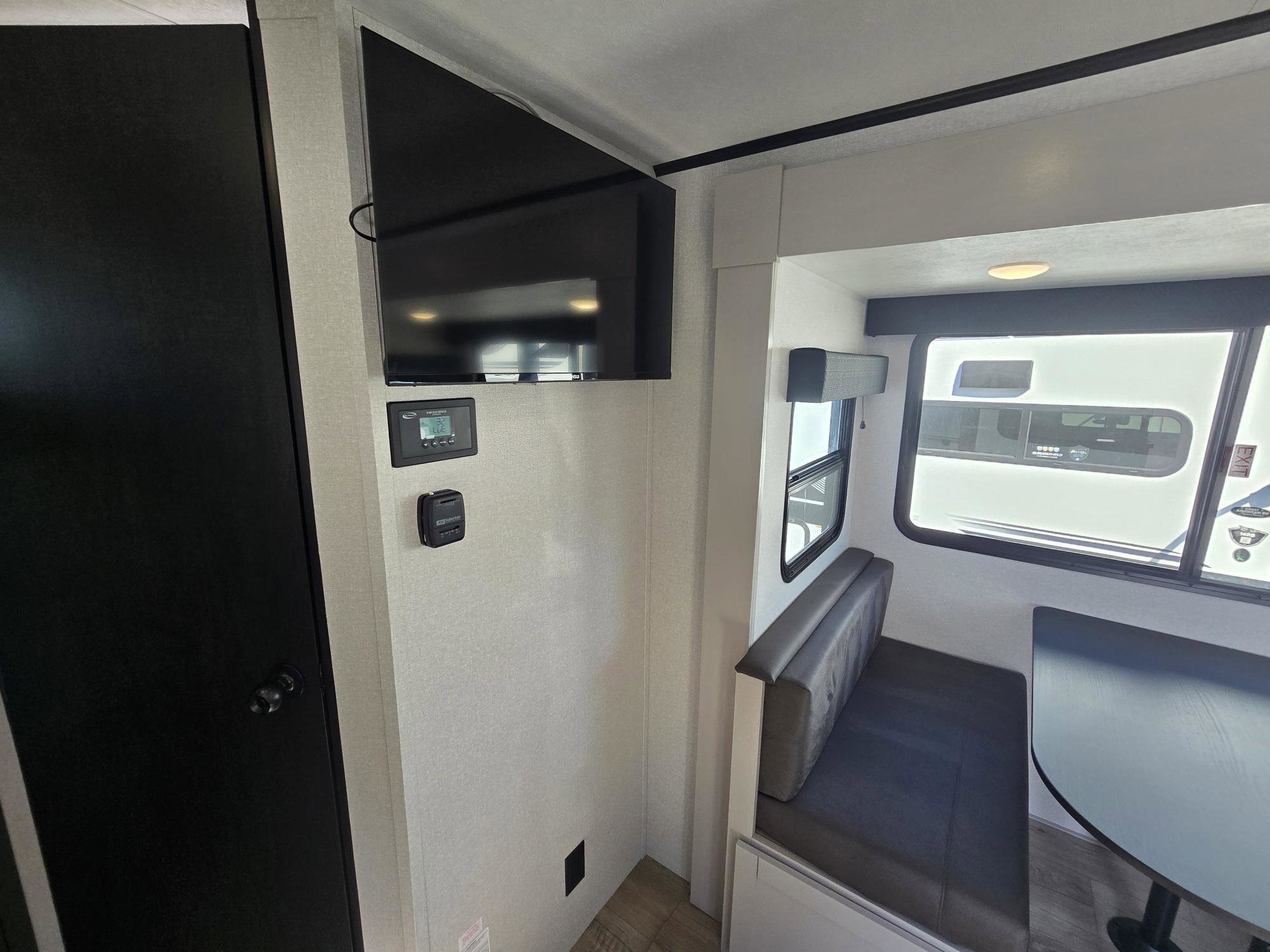 2026 JAYCO JAY FEATHER AIR 19MBS - Image 23