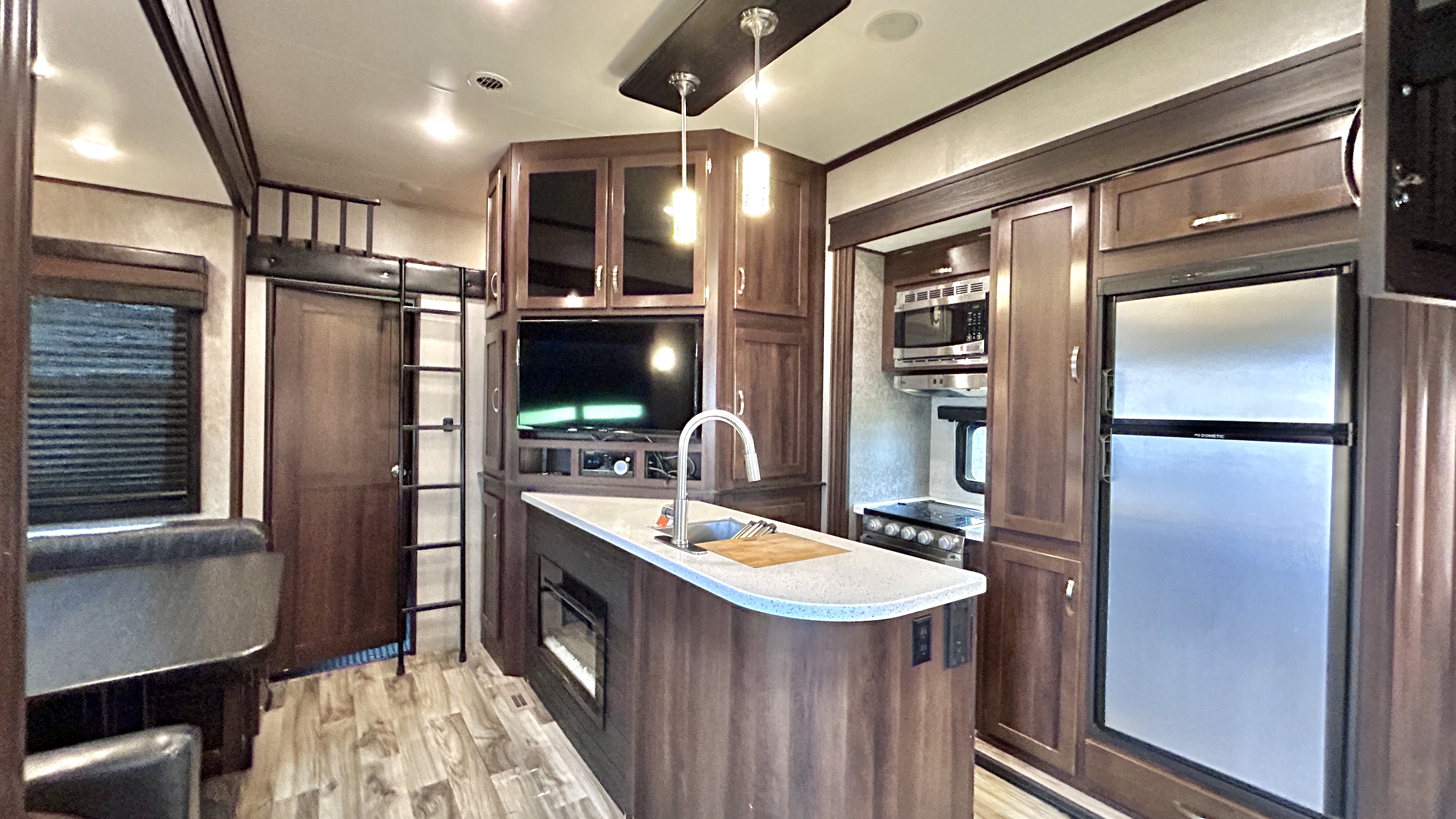 2019 Jayco Talon 403T - Image 19