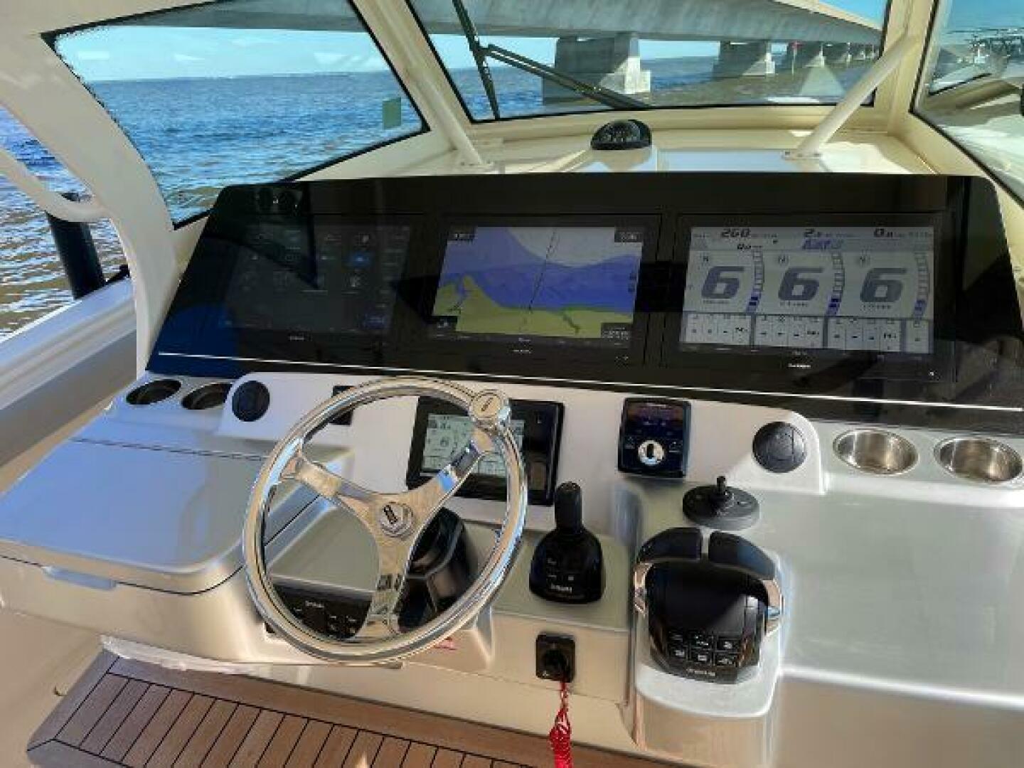 2019 Scout 380 LXF - Image 9