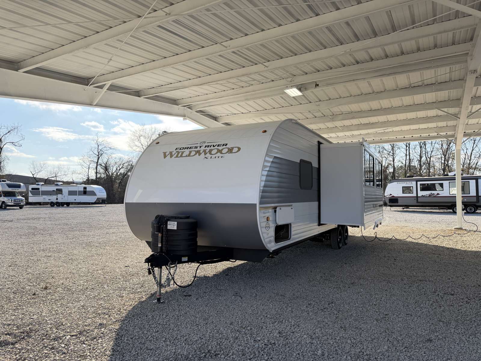 2026 Forest River Wildwood X-Lite 26ICE - Image 3