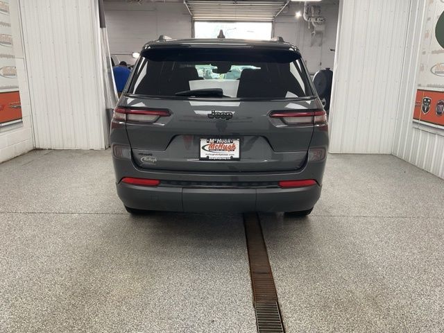 2024 Jeep Grand-Cherokee-L Laredo Altitude 4x4 - Image 6