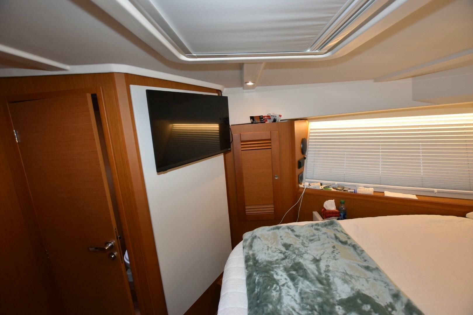 2023 Beneteau Swift Trawler 41 Fly - Image 5