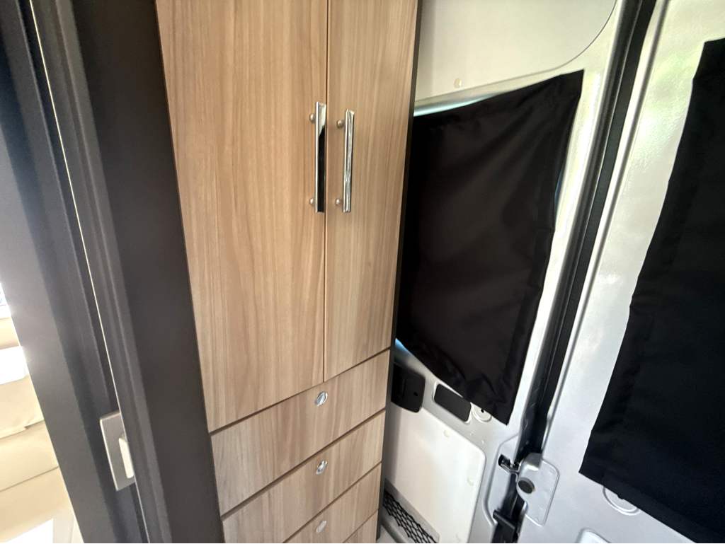 2027 ENTEGRA COACH ETHOS 20T - Image 20