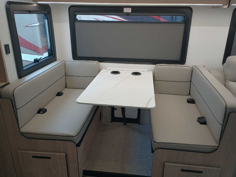 2026 Grand Design Lineage Series F 31ZW - Image 14