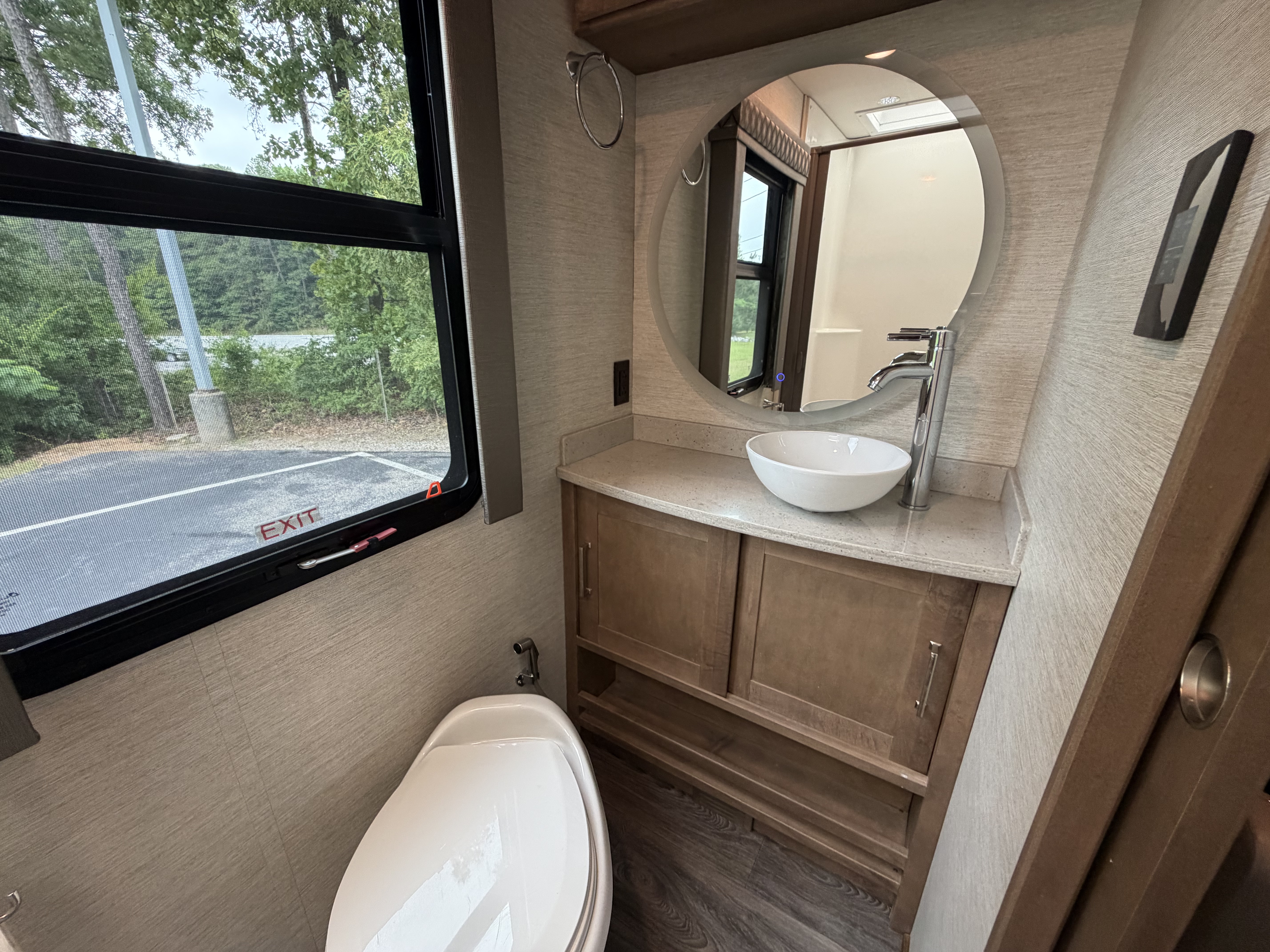 2022 TIFFIN WAYFARER 25 RW - Image 10