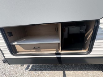 2026 JAYCO JAY FLIGHT SLX 261BHS - Image 2