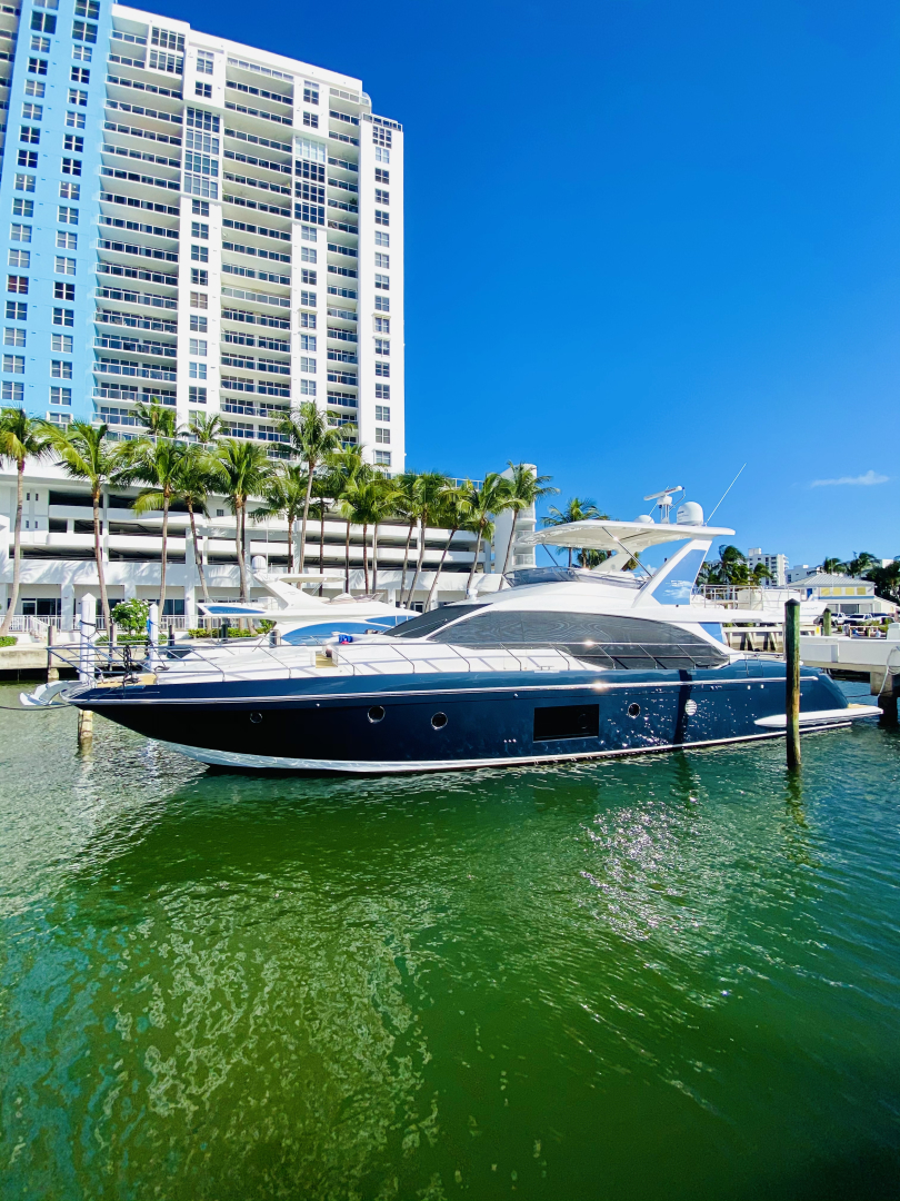 2018 Azimut Flybridge - Image 1