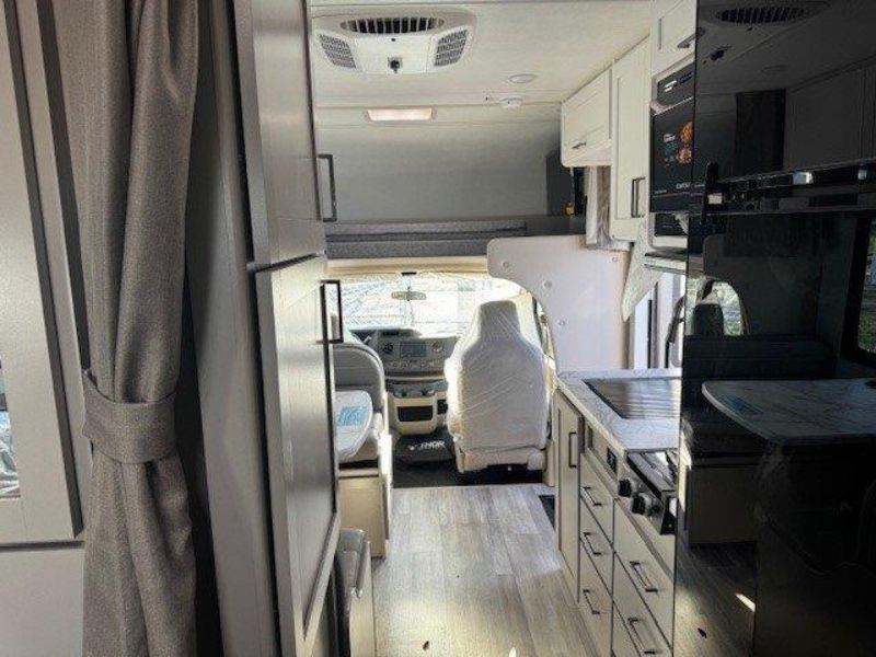 2026 Thor Motor Coach Four Winds Espec 22Z - Image 31