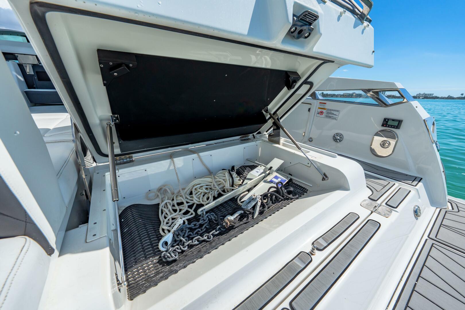 2023 Monterey 385SS - Image 8