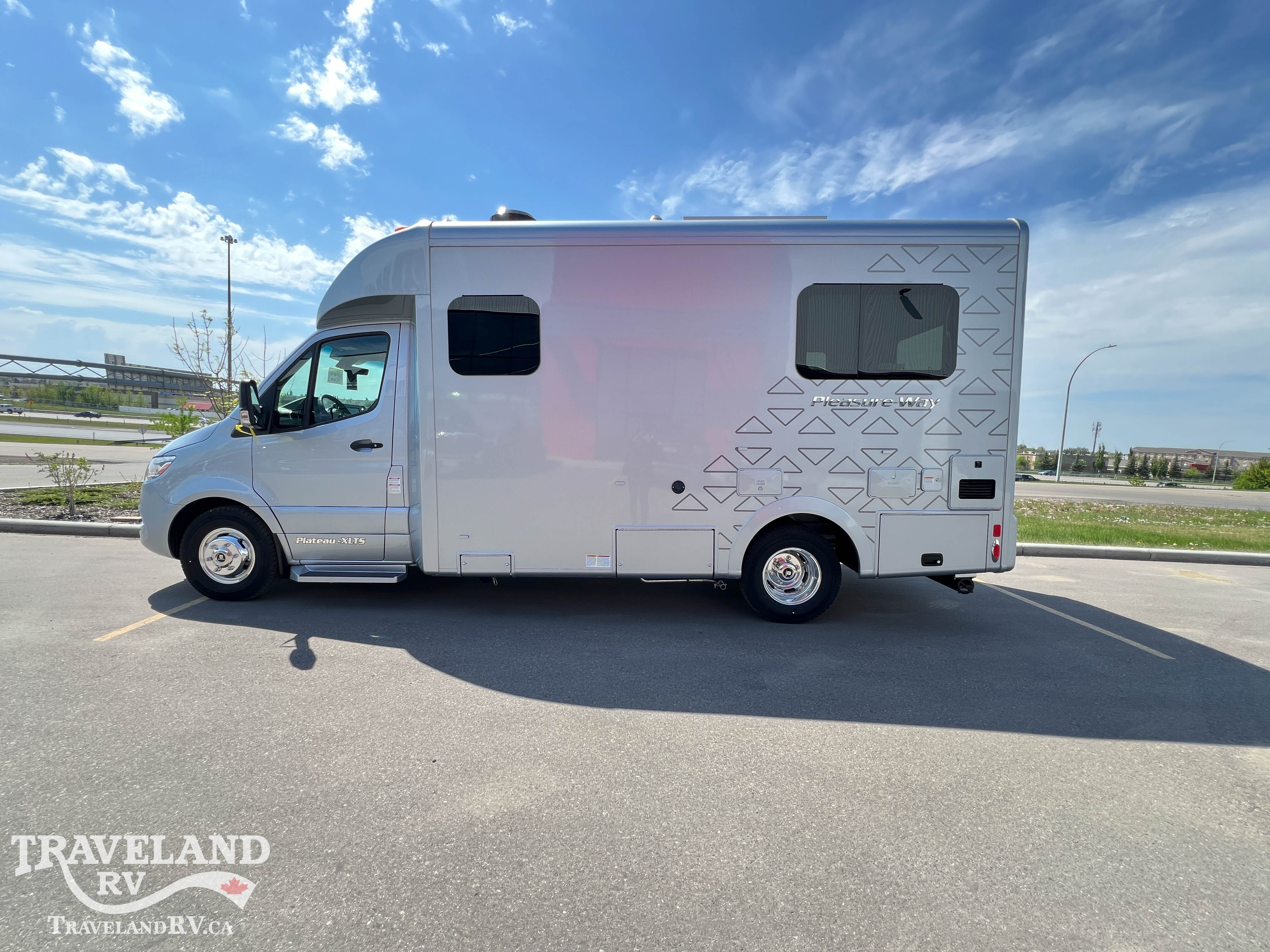 2026 PLEASURE-WAY PLATEAU XL-TS - Image 7