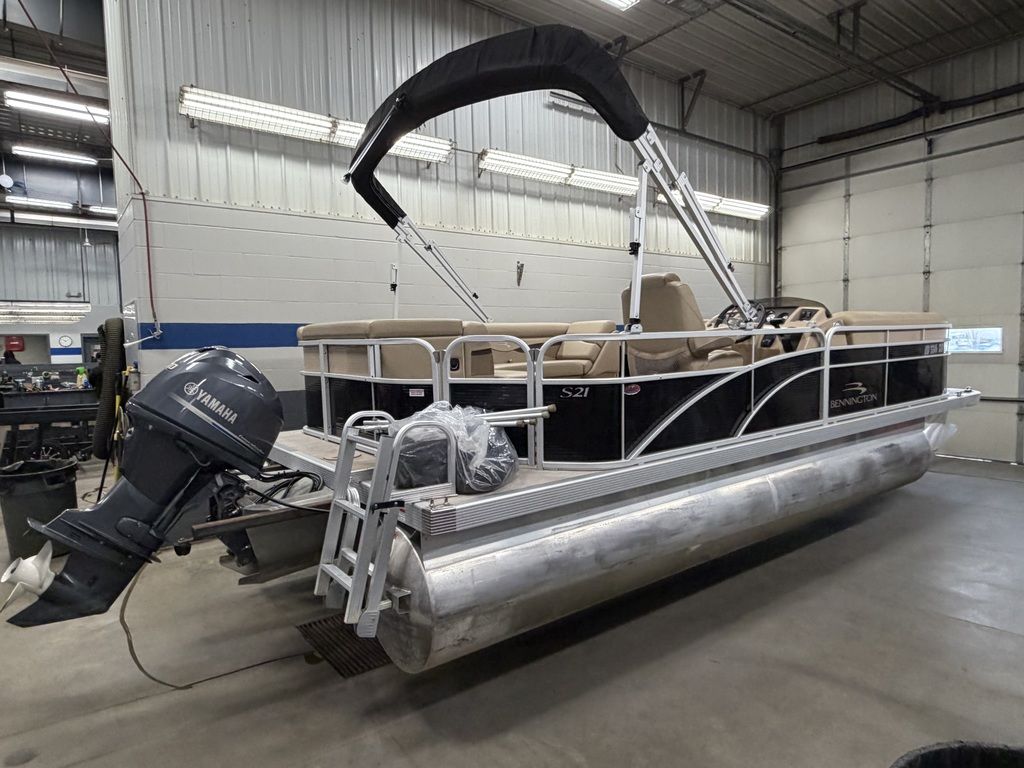 2018 Bennington 21SL - Image 5