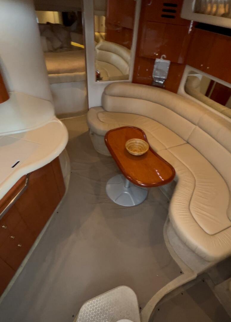 2001 Sea Ray 380 Sundancer - Image 14
