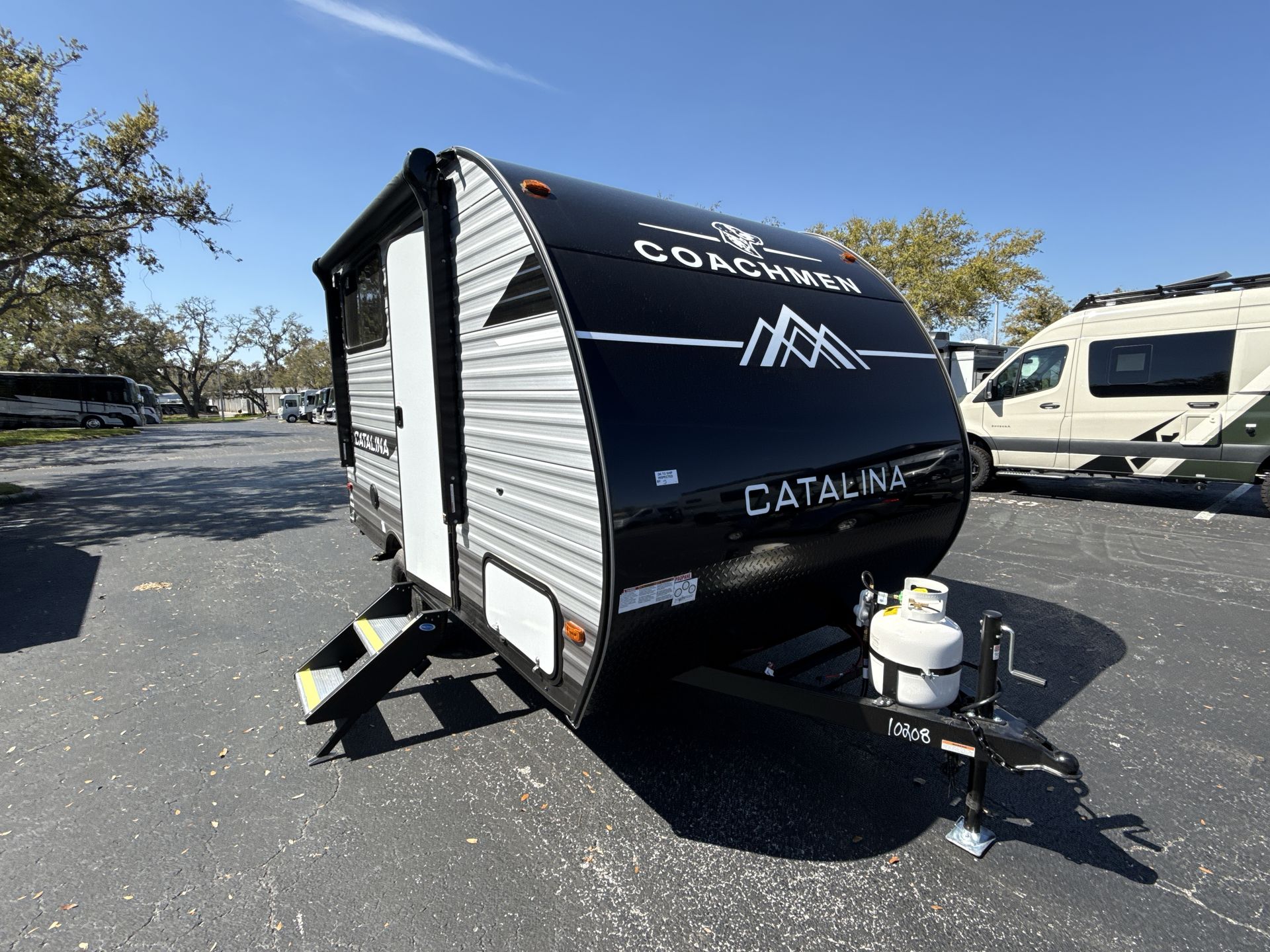 2025 Coachmen Catalina Summit Series 7