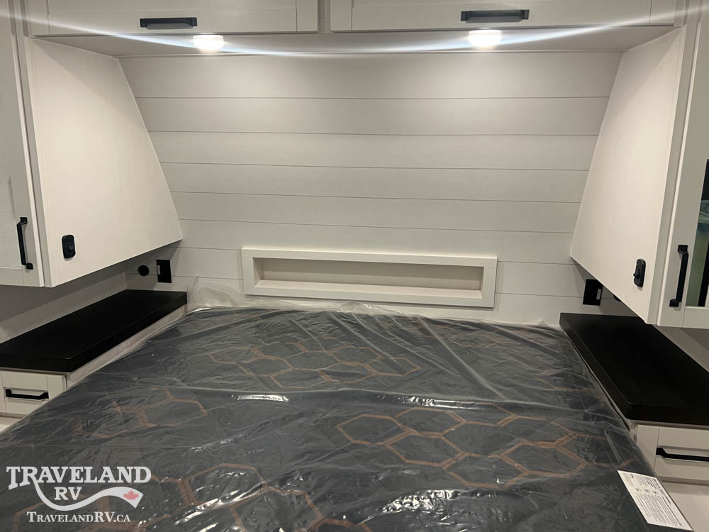 2027 Highland Ridge Roamer Light Duty 31TBTS - Image 19