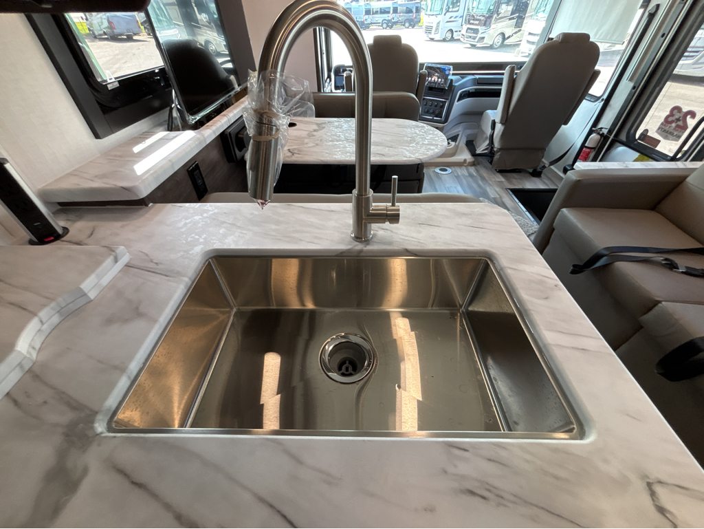 2026 ENTEGRA COACH VISION 27A - Image 15