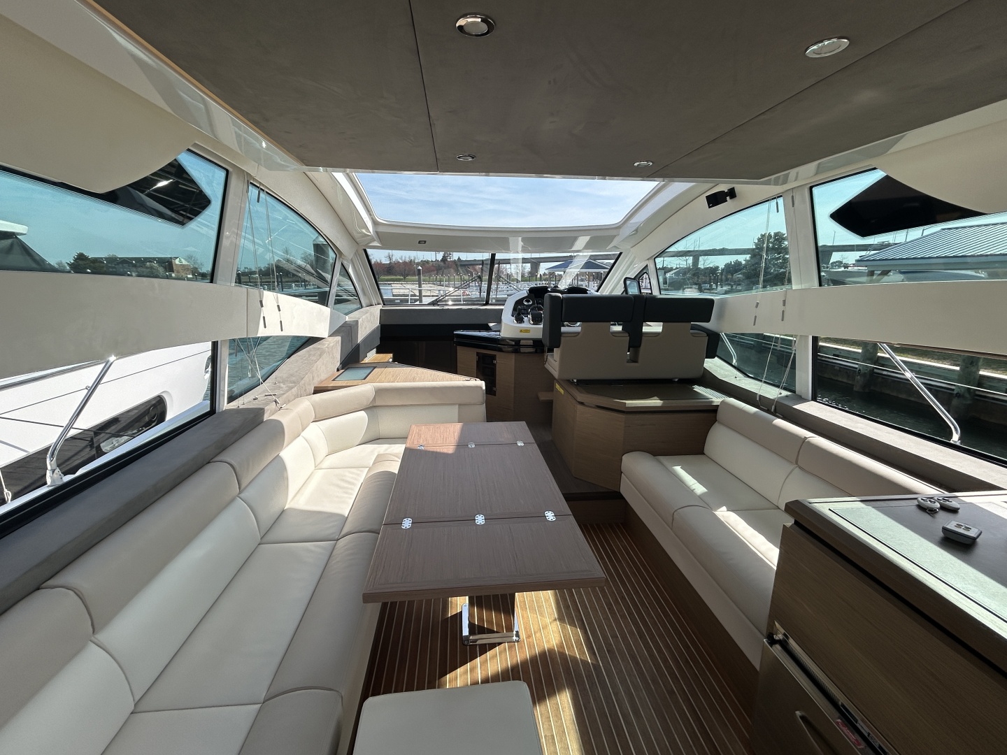 2018 Beneteau GRAN TURISMO 50 - Image 12