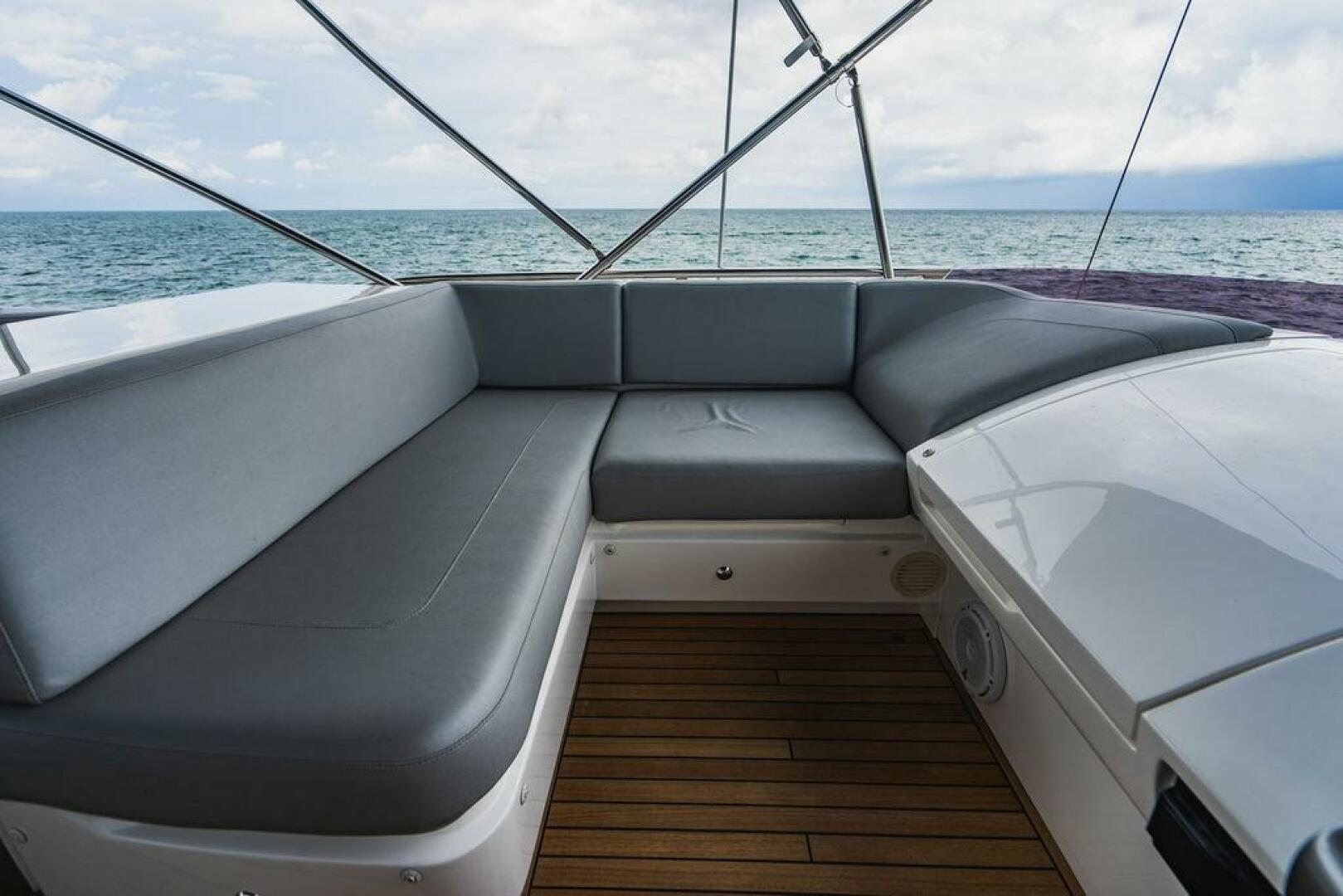 2022 Princess S66 - Image 36
