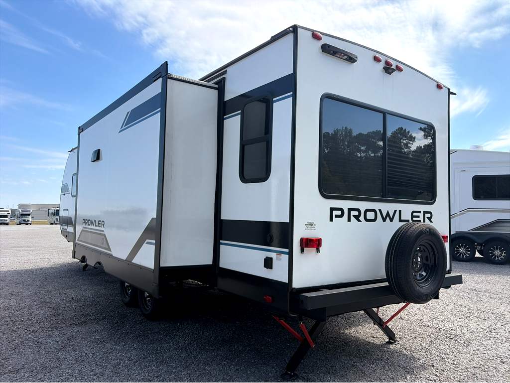 2025 HEARTLAND PROWLER 3009RL - Image 3