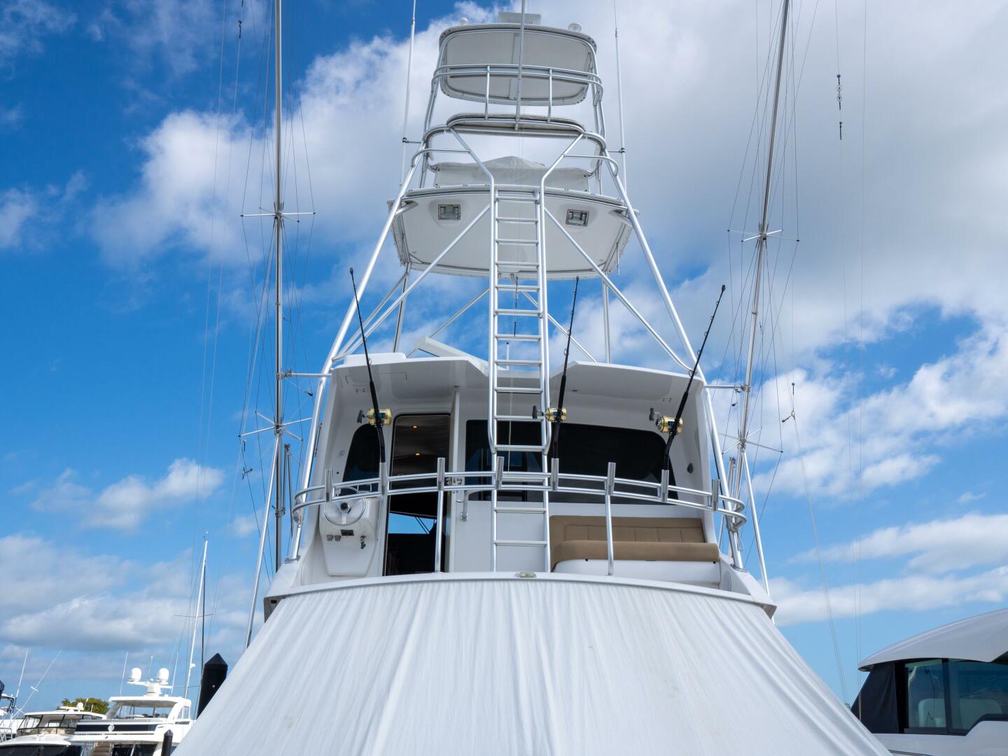 2005 Viking 74 Enclosed Bridge - Image 4
