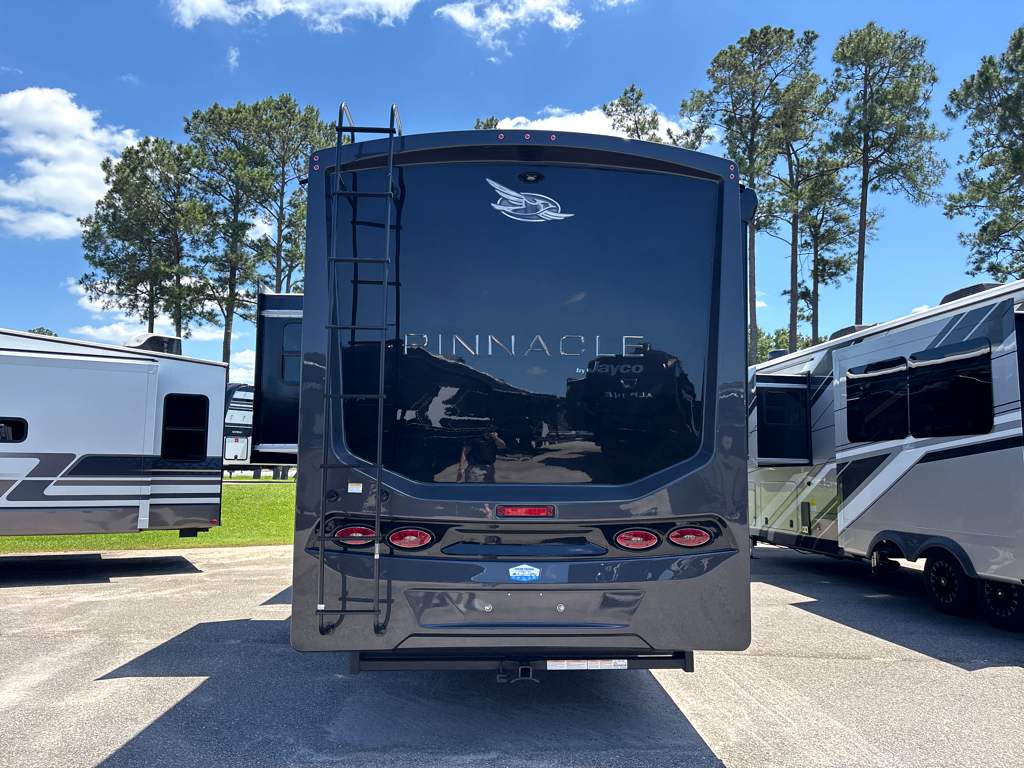 2026 JAYCO PINNACLE 39FLOK - Image 5