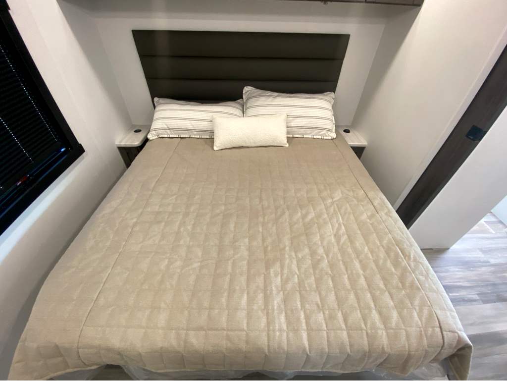 2026 ENTEGRA COACH VISION XL 34G - Image 34