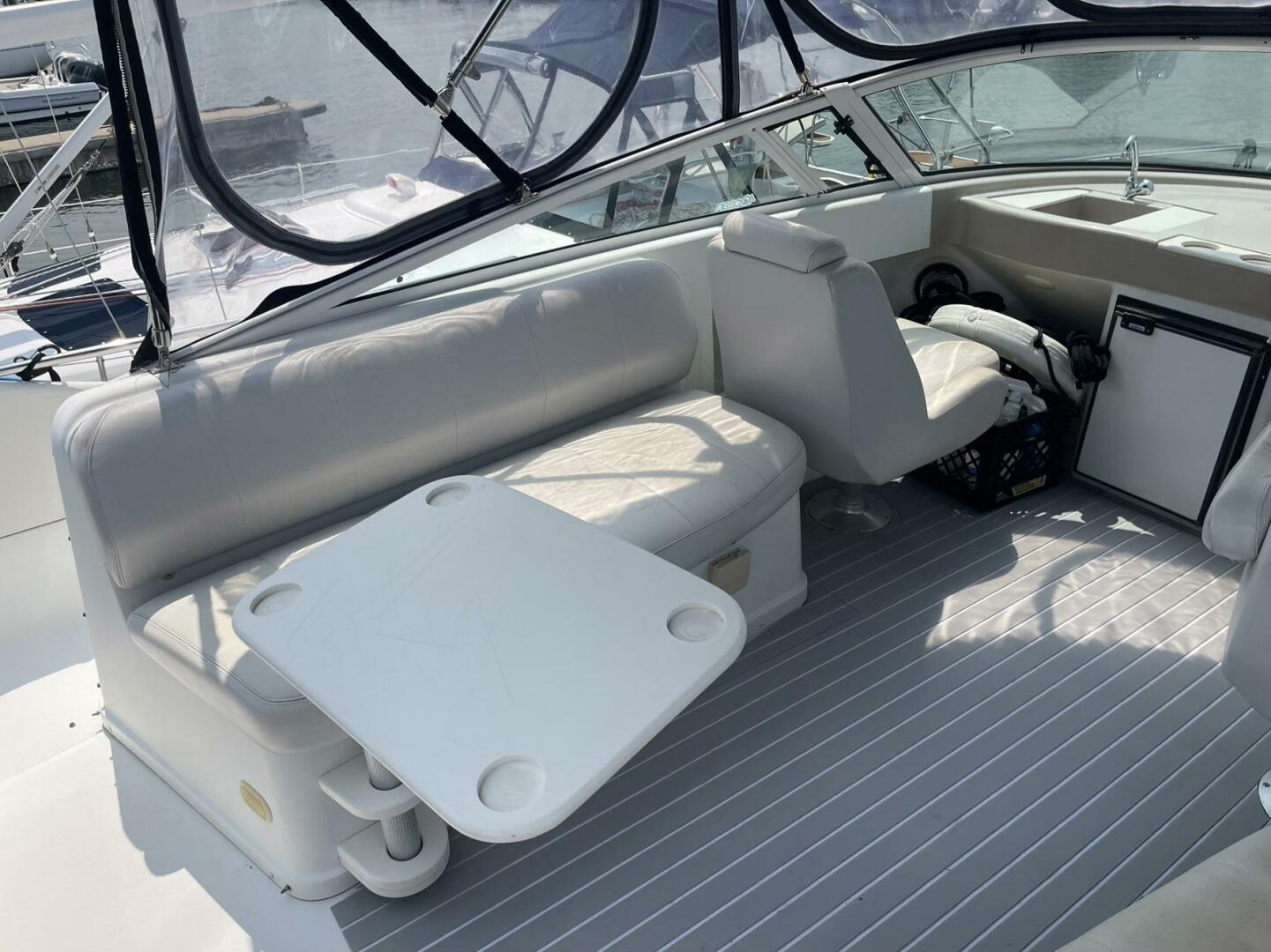 2006 Carver 36 Mariner - Image 6