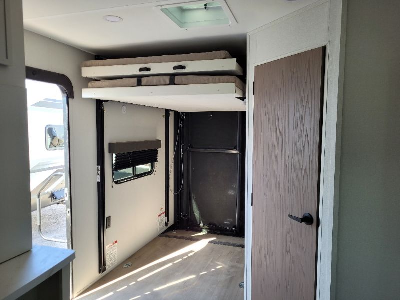 2026 Grand Design Momentum MAV 28MAV - Image 17