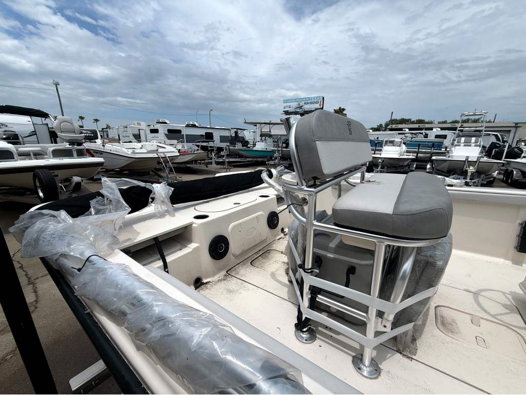 2026 CAROLINA SKIFF 2026 21 LS - Image 9
